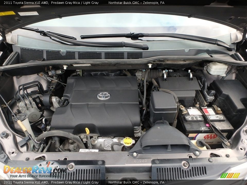 2011 Toyota Sienna XLE AWD Predawn Gray Mica / Light Gray Photo #2
