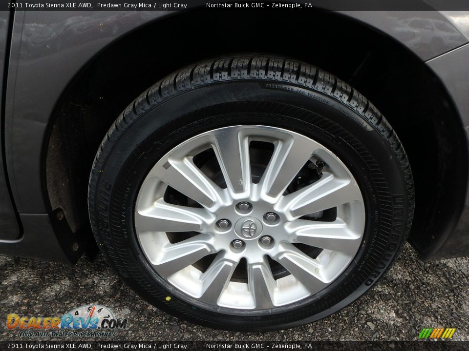 2011 Toyota Sienna XLE AWD Predawn Gray Mica / Light Gray Photo #12