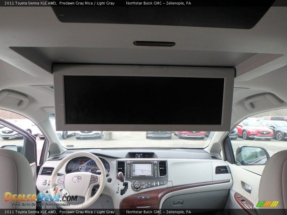 2011 Toyota Sienna XLE AWD Predawn Gray Mica / Light Gray Photo #16