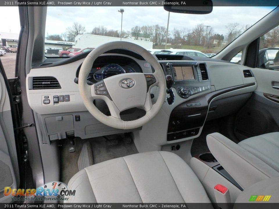 2011 Toyota Sienna XLE AWD Predawn Gray Mica / Light Gray Photo #17