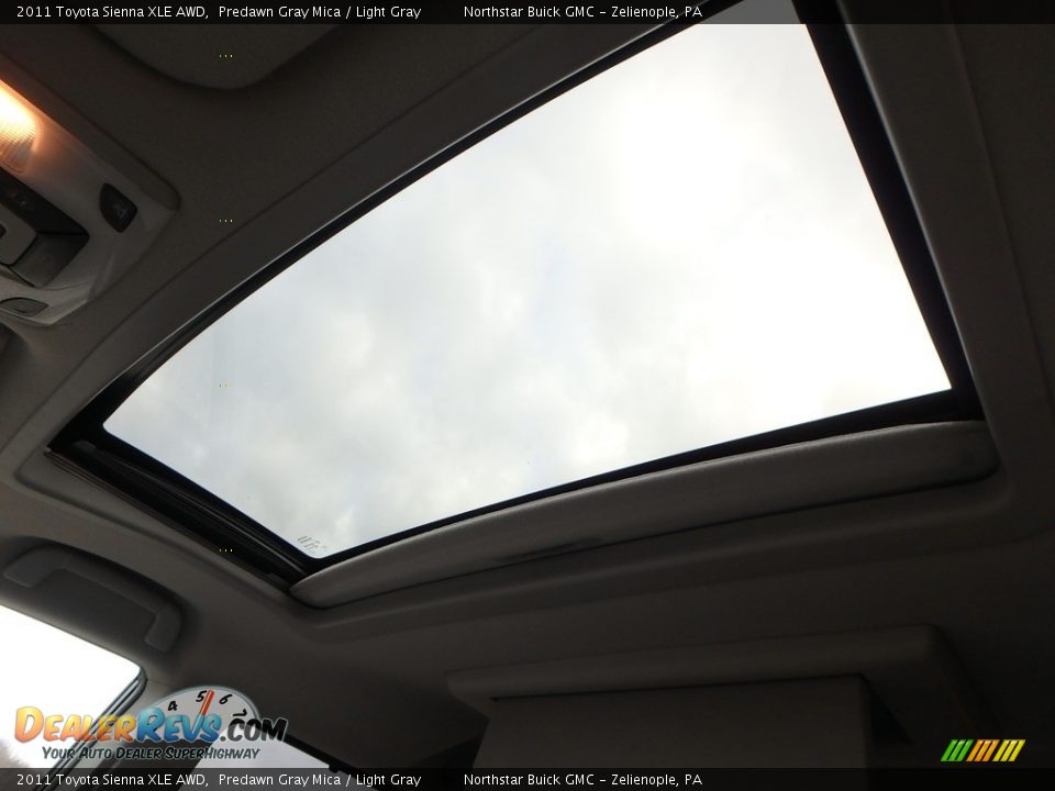 2011 Toyota Sienna XLE AWD Predawn Gray Mica / Light Gray Photo #19