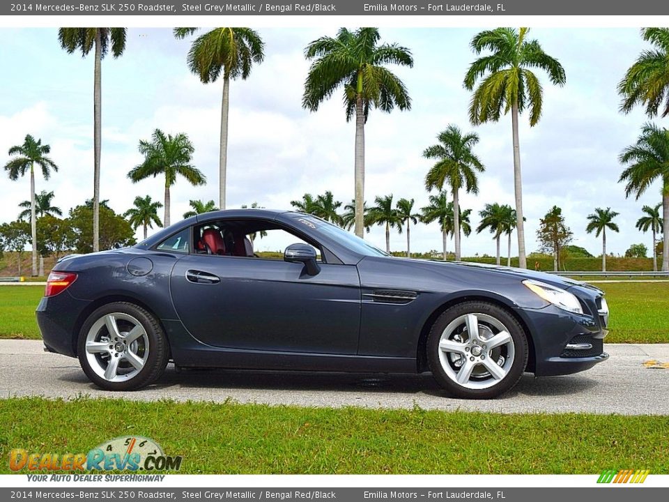 2014 Mercedes-Benz SLK 250 Roadster Steel Grey Metallic / Bengal Red/Black Photo #2