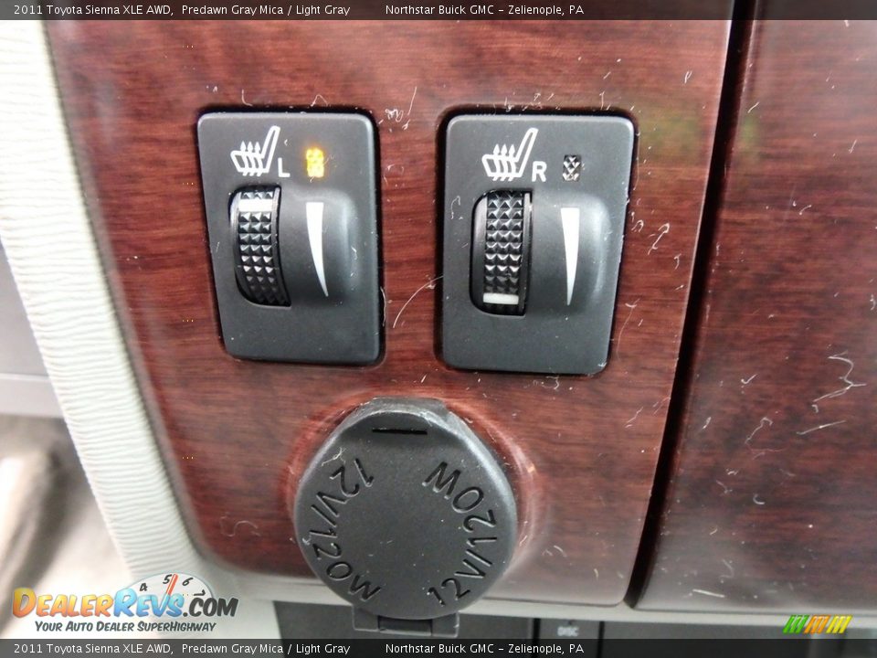 2011 Toyota Sienna XLE AWD Predawn Gray Mica / Light Gray Photo #25