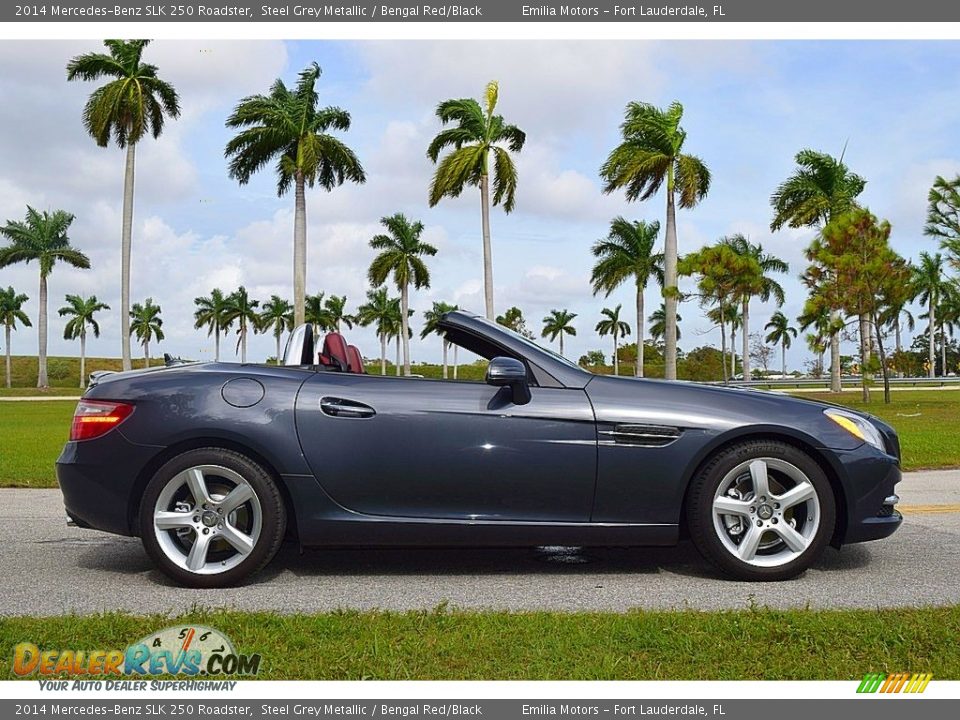 2014 Mercedes-Benz SLK 250 Roadster Steel Grey Metallic / Bengal Red/Black Photo #21