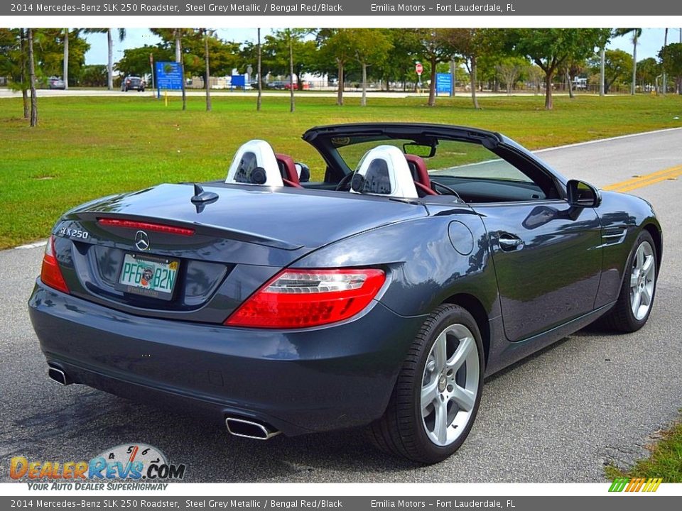 2014 Mercedes-Benz SLK 250 Roadster Steel Grey Metallic / Bengal Red/Black Photo #24