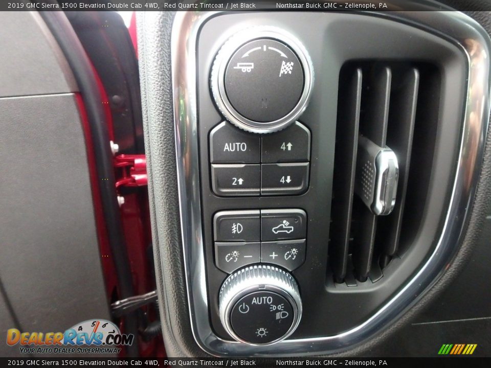 Controls of 2019 GMC Sierra 1500 Elevation Double Cab 4WD Photo #14