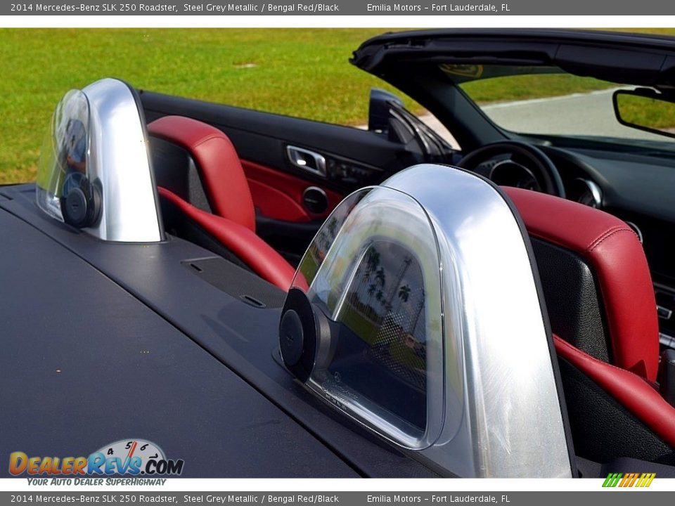 2014 Mercedes-Benz SLK 250 Roadster Steel Grey Metallic / Bengal Red/Black Photo #49