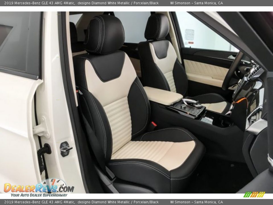Front Seat of 2019 Mercedes-Benz GLE 43 AMG 4Matic Photo #5