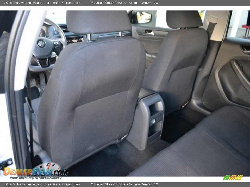 2016 Volkswagen Jetta S Pure White / Titan Black Photo #19