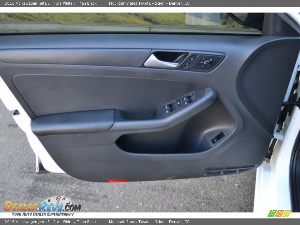 2016 Volkswagen Jetta S Pure White / Titan Black Photo #24