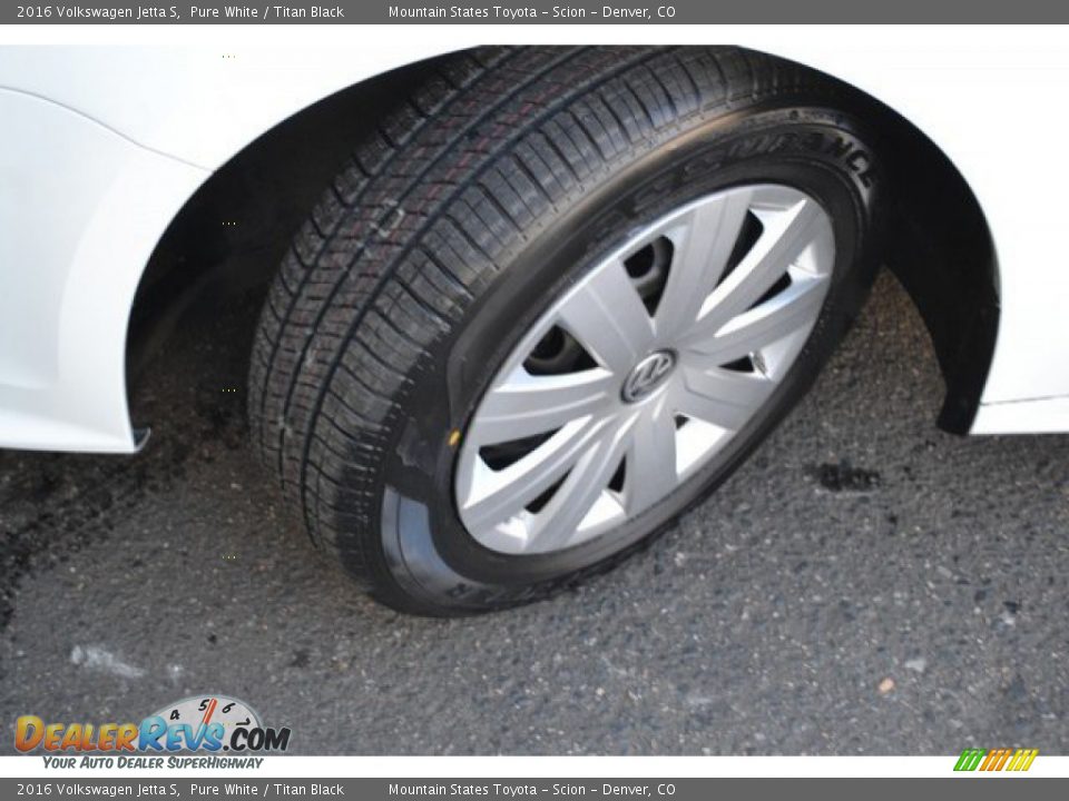 2016 Volkswagen Jetta S Pure White / Titan Black Photo #28