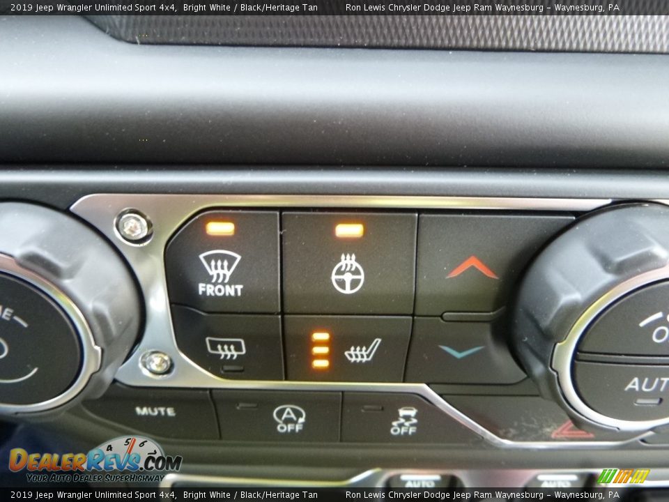 2019 Jeep Wrangler Unlimited Sport 4x4 Bright White / Black/Heritage Tan Photo #18