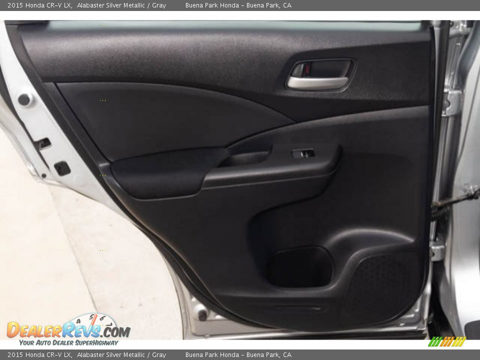 2015 Honda CR-V LX Alabaster Silver Metallic / Gray Photo #26