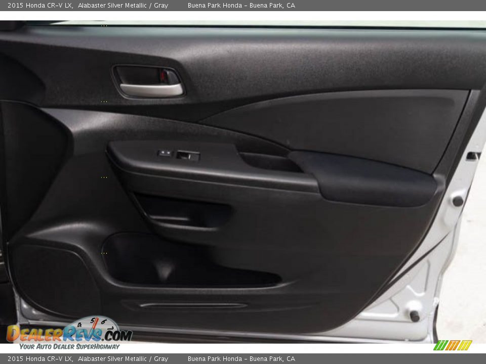 2015 Honda CR-V LX Alabaster Silver Metallic / Gray Photo #28