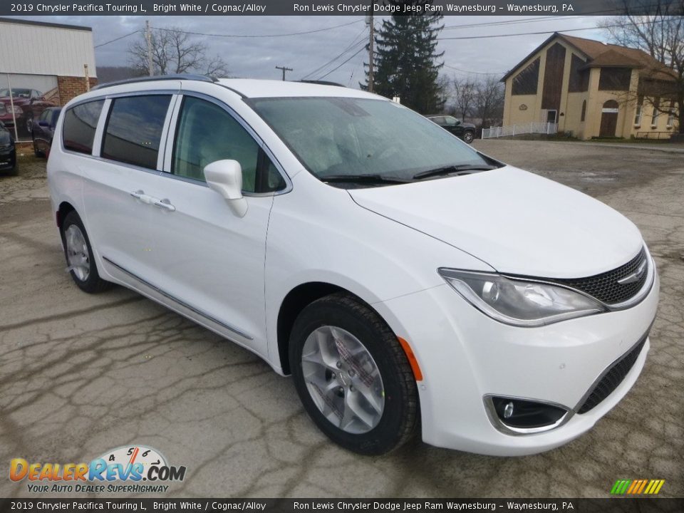 2019 Chrysler Pacifica Touring L Bright White / Cognac/Alloy Photo #7