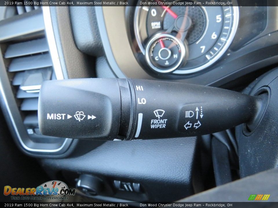 2019 Ram 1500 Big Horn Crew Cab 4x4 Maximum Steel Metallic / Black Photo #33
