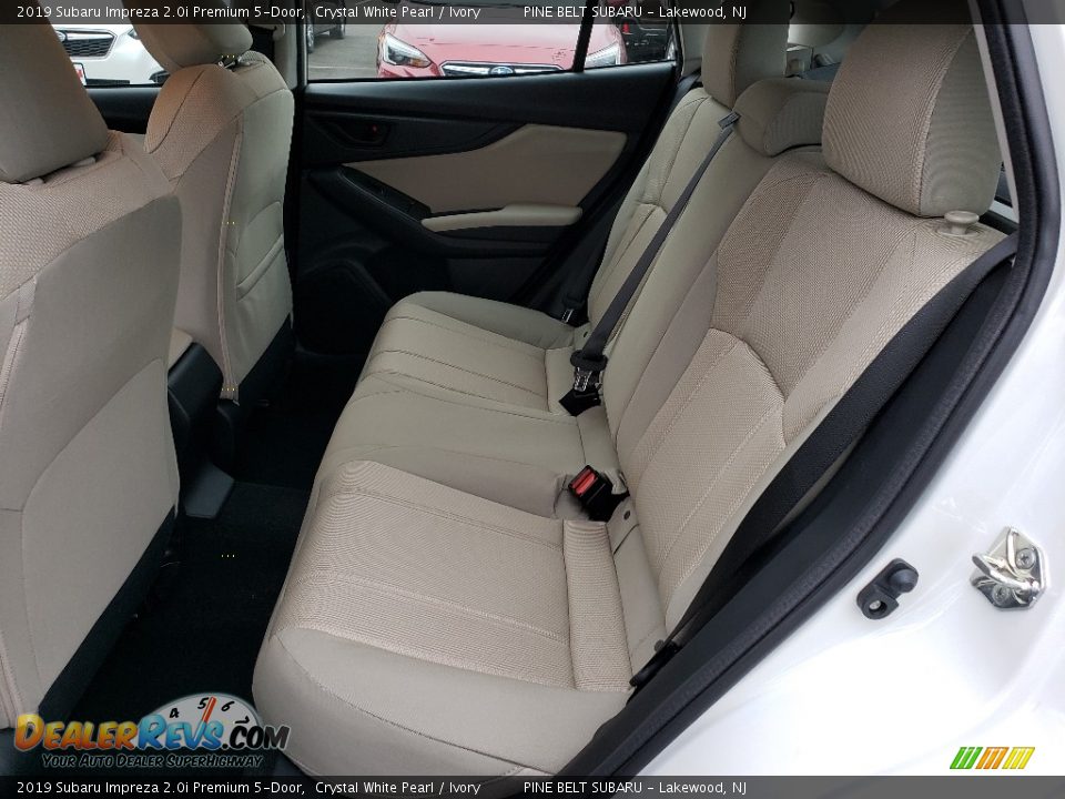 2019 Subaru Impreza 2.0i Premium 5-Door Crystal White Pearl / Ivory Photo #6