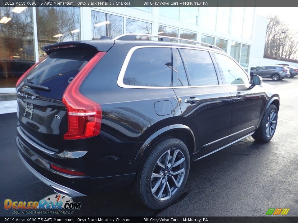 2019 Volvo XC90 T6 AWD Momentum Onyx Black Metallic / Charcoal Photo #2