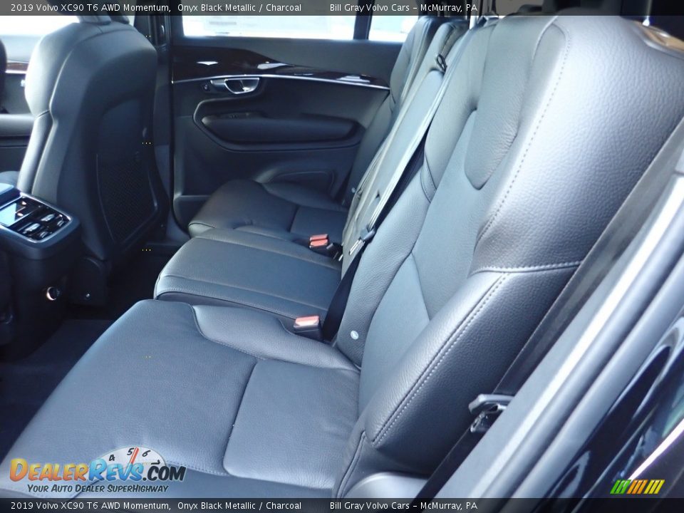 2019 Volvo XC90 T6 AWD Momentum Onyx Black Metallic / Charcoal Photo #8