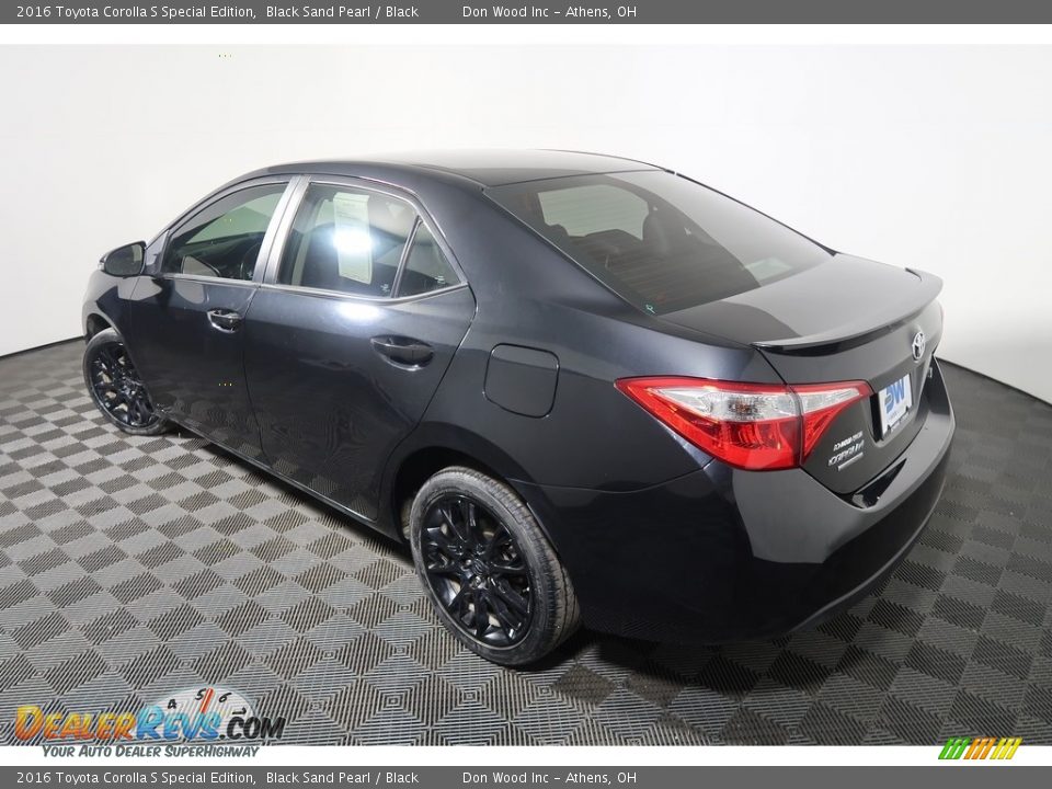 2016 Toyota Corolla S Special Edition Black Sand Pearl / Black Photo #10