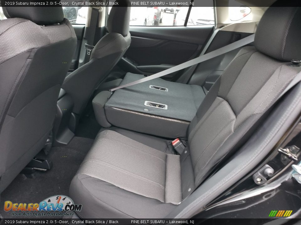 2019 Subaru Impreza 2.0i 5-Door Crystal Black Silica / Black Photo #6