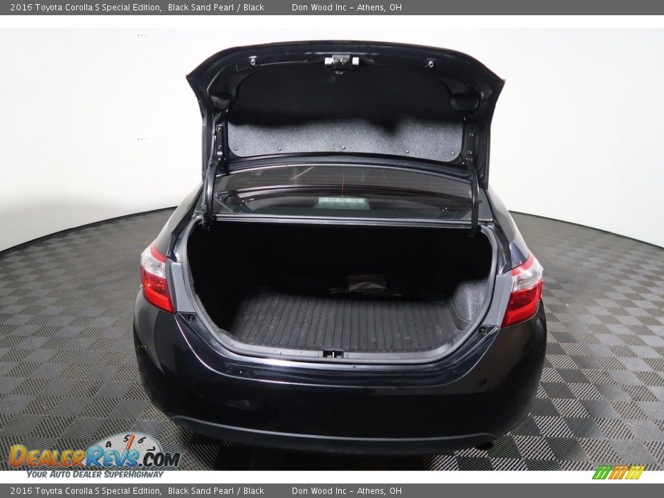 2016 Toyota Corolla S Special Edition Black Sand Pearl / Black Photo #32