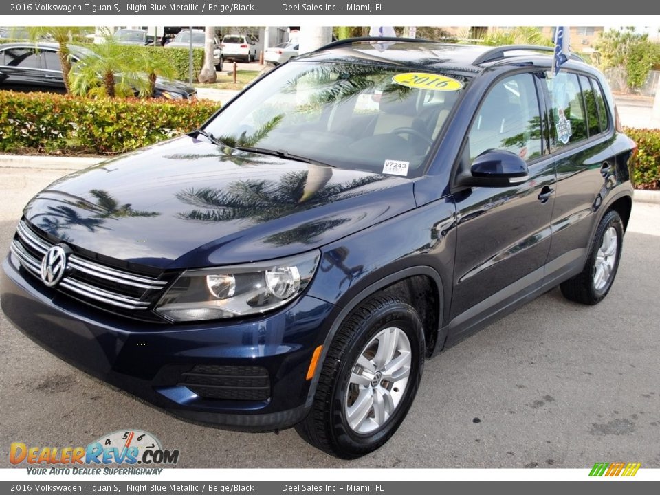 2016 Volkswagen Tiguan S Night Blue Metallic / Beige/Black Photo #4