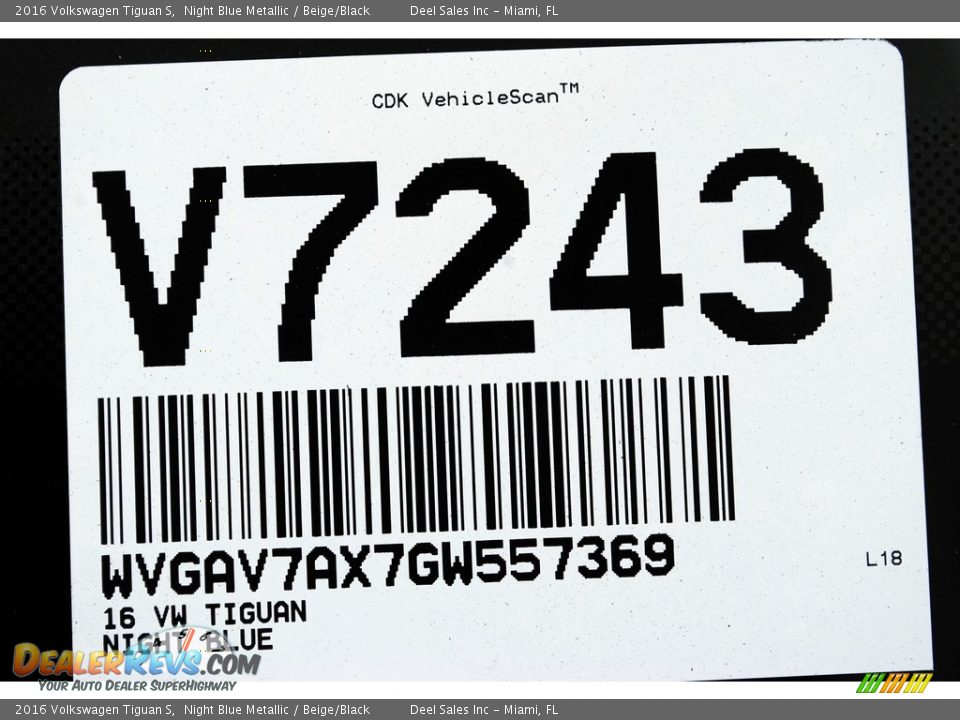 2016 Volkswagen Tiguan S Night Blue Metallic / Beige/Black Photo #20