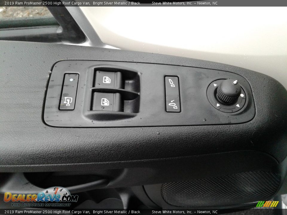 2019 Ram ProMaster 2500 High Roof Cargo Van Bright Silver Metallic / Black Photo #9