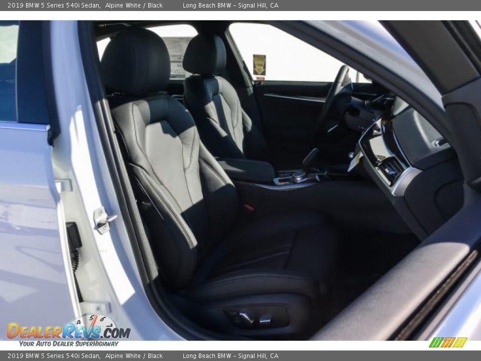 2019 BMW 5 Series 540i Sedan Alpine White / Black Photo #5