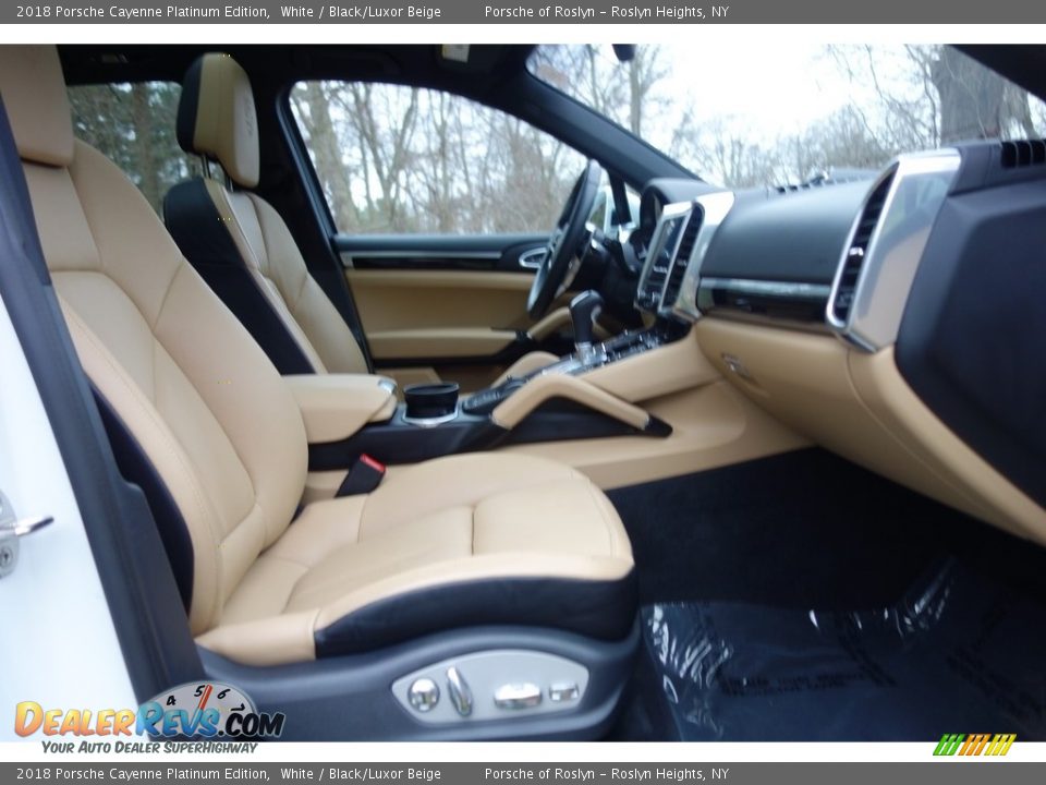 2018 Porsche Cayenne Platinum Edition White / Black/Luxor Beige Photo #18