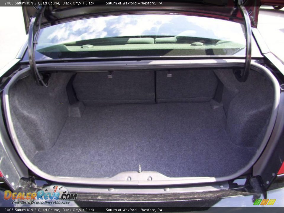 2005 Saturn ION 3 Quad Coupe Black Onyx / Black Photo #15