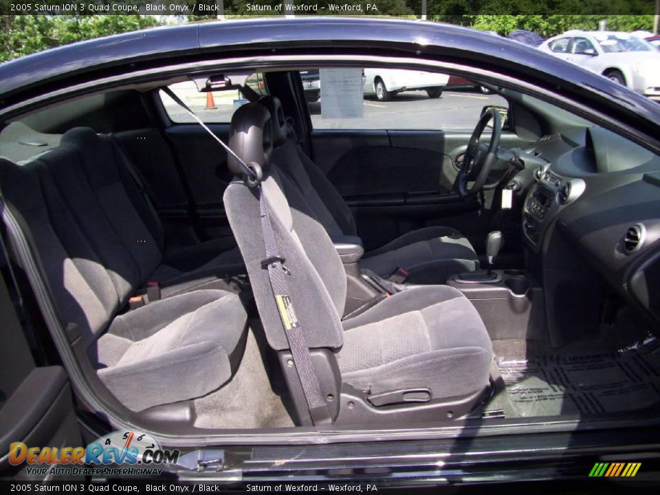 2005 Saturn ION 3 Quad Coupe Black Onyx / Black Photo #16