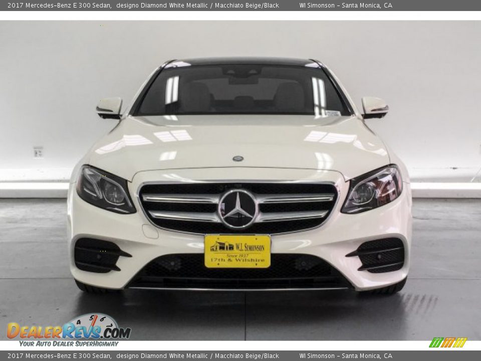 2017 Mercedes-Benz E 300 Sedan designo Diamond White Metallic / Macchiato Beige/Black Photo #2