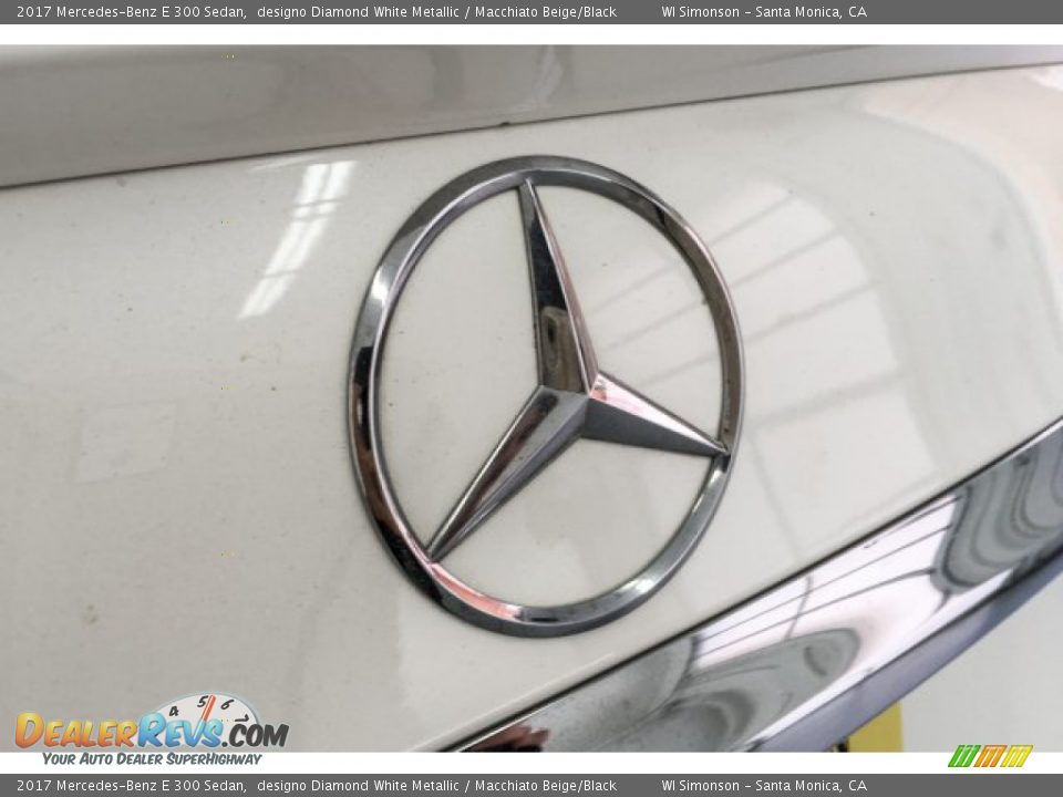 2017 Mercedes-Benz E 300 Sedan designo Diamond White Metallic / Macchiato Beige/Black Photo #7