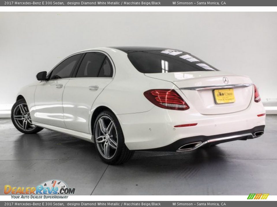 2017 Mercedes-Benz E 300 Sedan designo Diamond White Metallic / Macchiato Beige/Black Photo #10