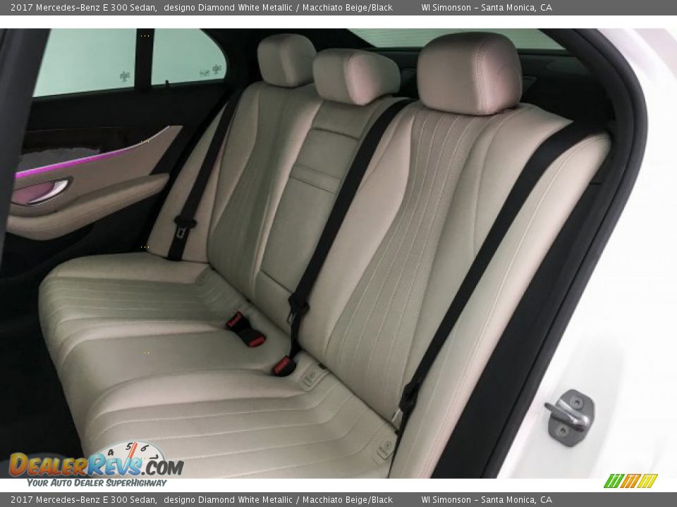 2017 Mercedes-Benz E 300 Sedan designo Diamond White Metallic / Macchiato Beige/Black Photo #17