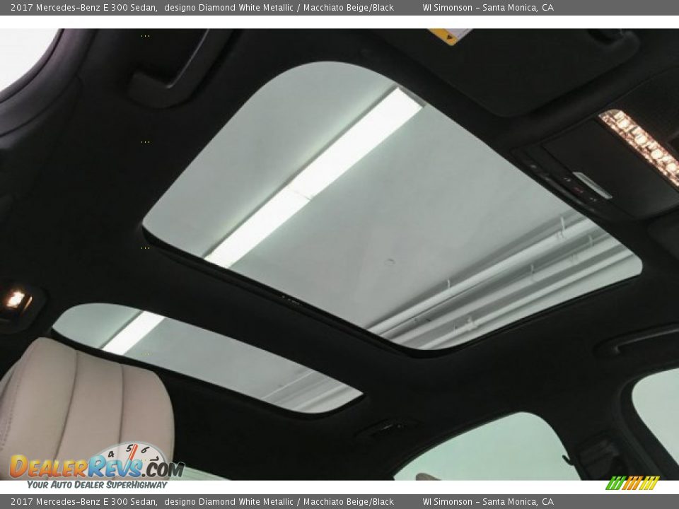 2017 Mercedes-Benz E 300 Sedan designo Diamond White Metallic / Macchiato Beige/Black Photo #30