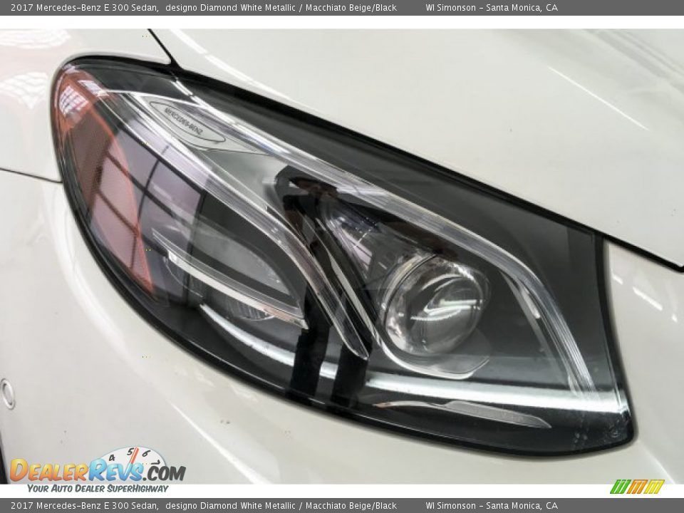2017 Mercedes-Benz E 300 Sedan designo Diamond White Metallic / Macchiato Beige/Black Photo #33