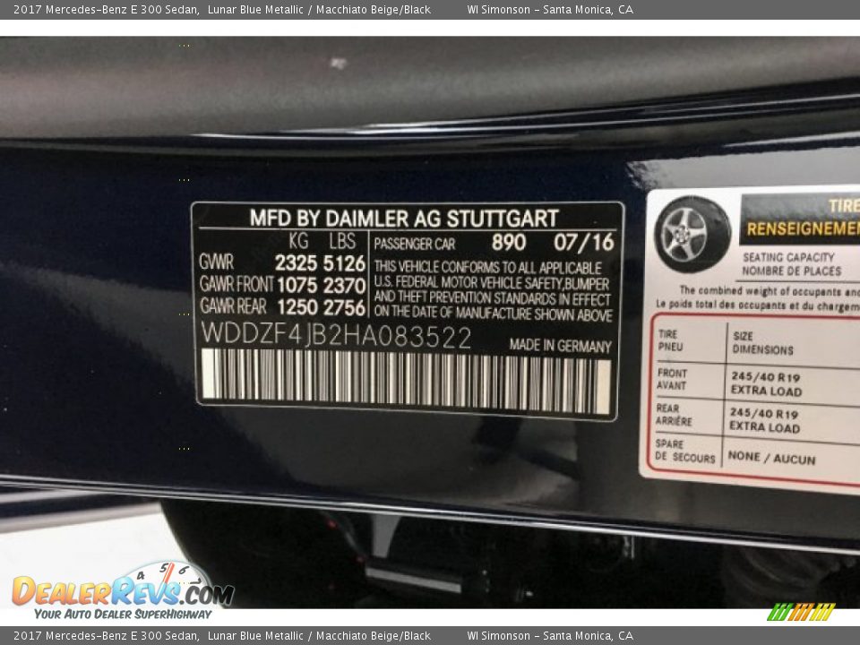 2017 Mercedes-Benz E 300 Sedan Lunar Blue Metallic / Macchiato Beige/Black Photo #24