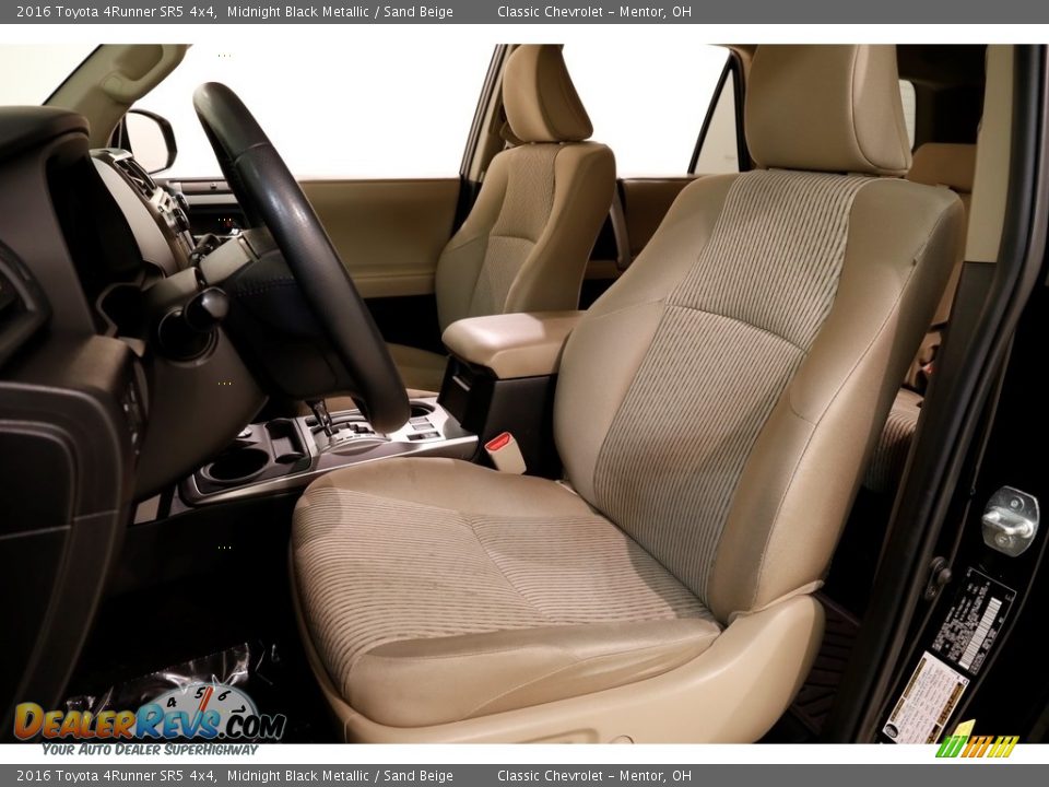 2016 Toyota 4Runner SR5 4x4 Midnight Black Metallic / Sand Beige Photo #5