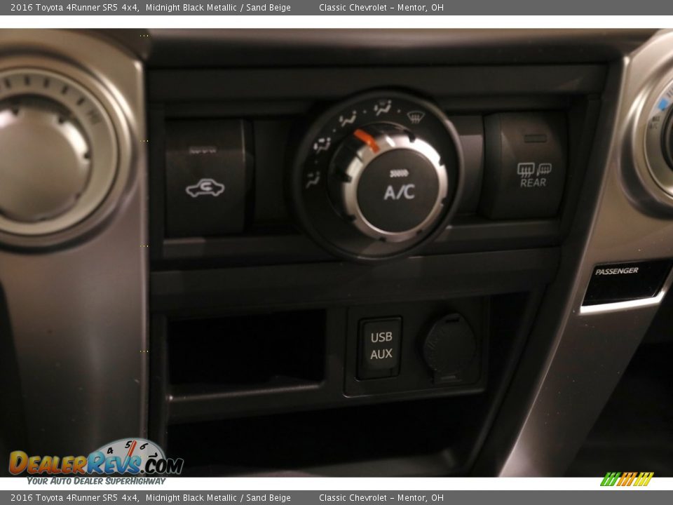 2016 Toyota 4Runner SR5 4x4 Midnight Black Metallic / Sand Beige Photo #14