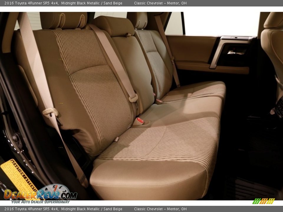 2016 Toyota 4Runner SR5 4x4 Midnight Black Metallic / Sand Beige Photo #18
