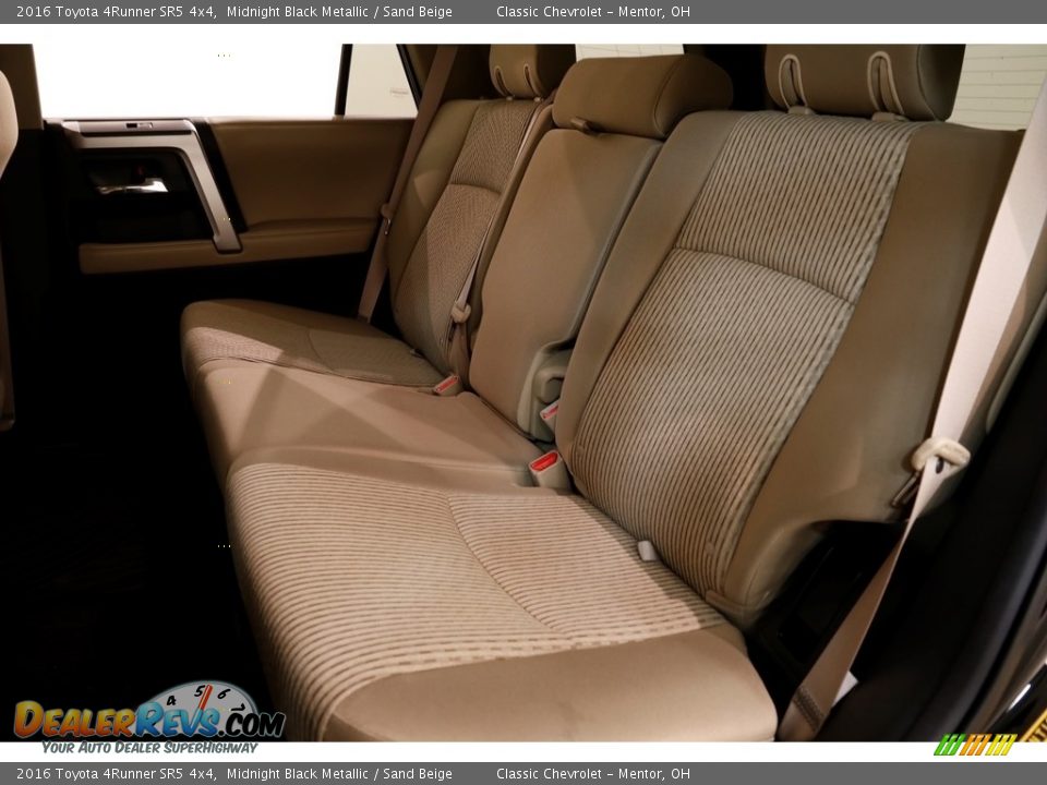 2016 Toyota 4Runner SR5 4x4 Midnight Black Metallic / Sand Beige Photo #19