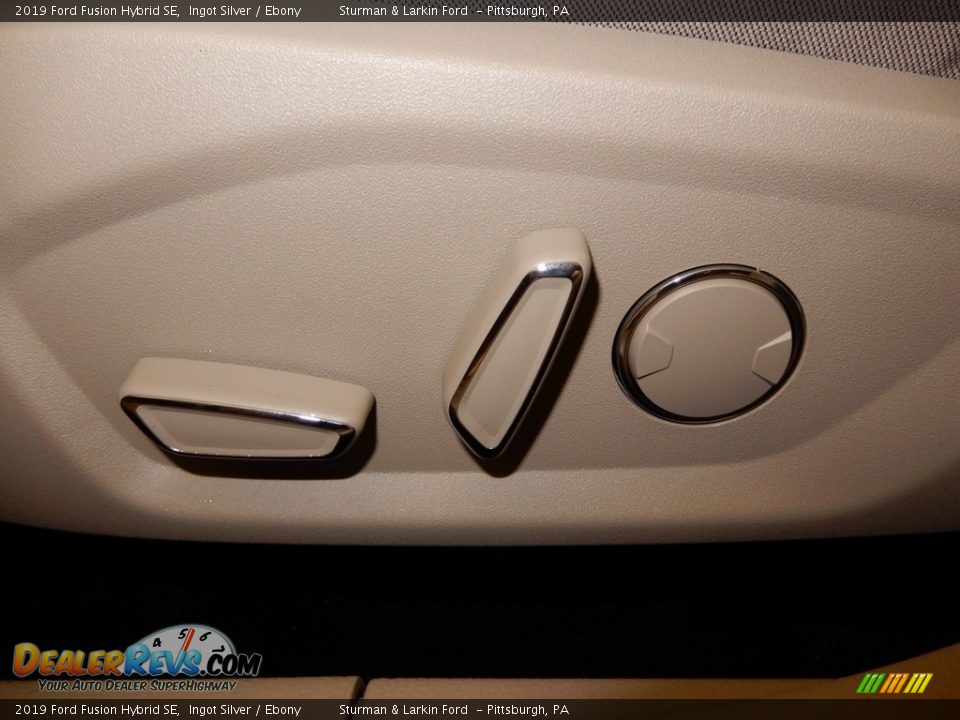 2019 Ford Fusion Hybrid SE Ingot Silver / Ebony Photo #12
