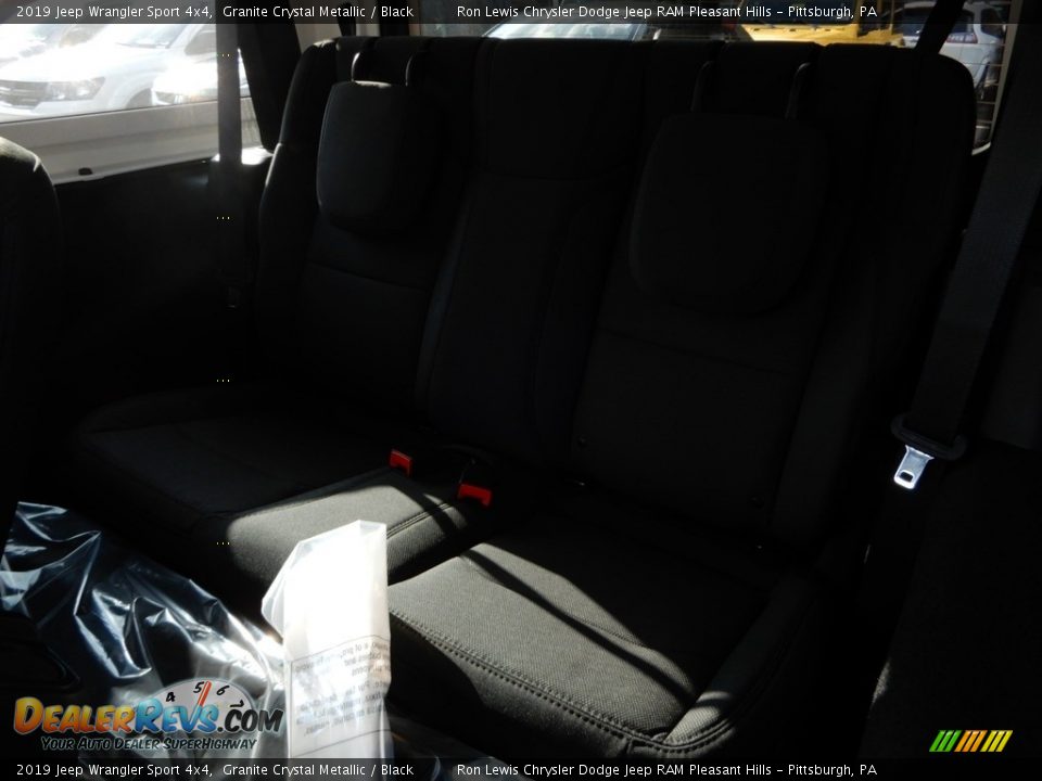 2019 Jeep Wrangler Sport 4x4 Granite Crystal Metallic / Black Photo #12