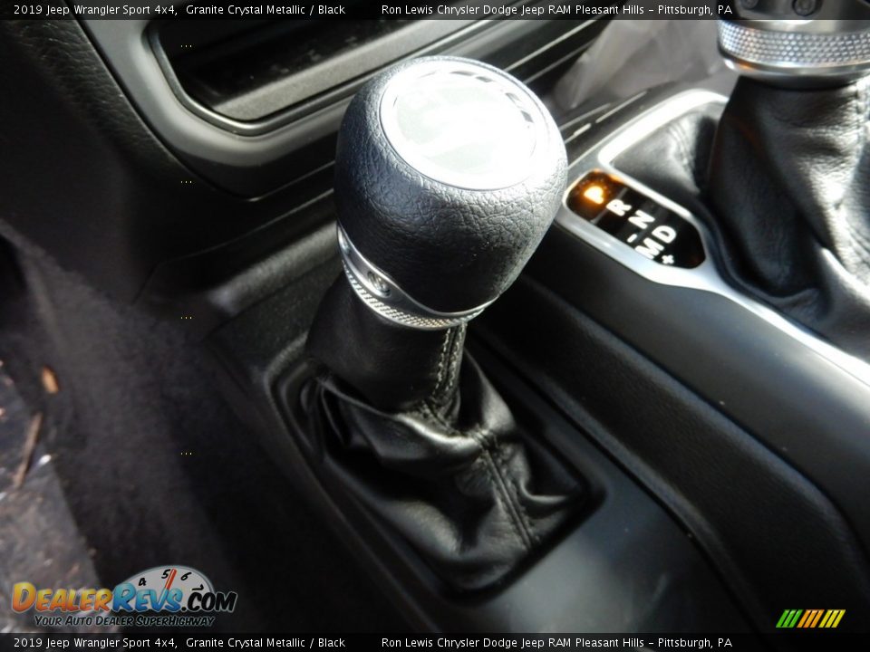 2019 Jeep Wrangler Sport 4x4 Granite Crystal Metallic / Black Photo #16