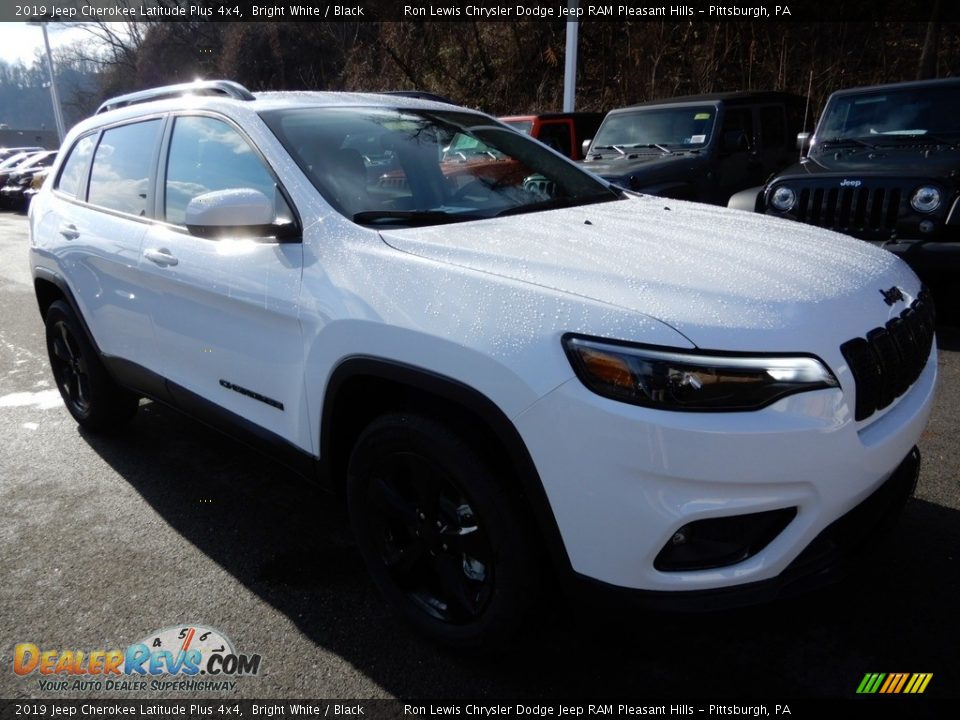 2019 Jeep Cherokee Latitude Plus 4x4 Bright White / Black Photo #8