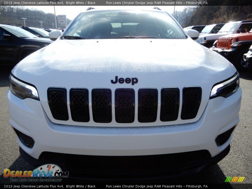 2019 Jeep Cherokee Latitude Plus 4x4 Bright White / Black Photo #9