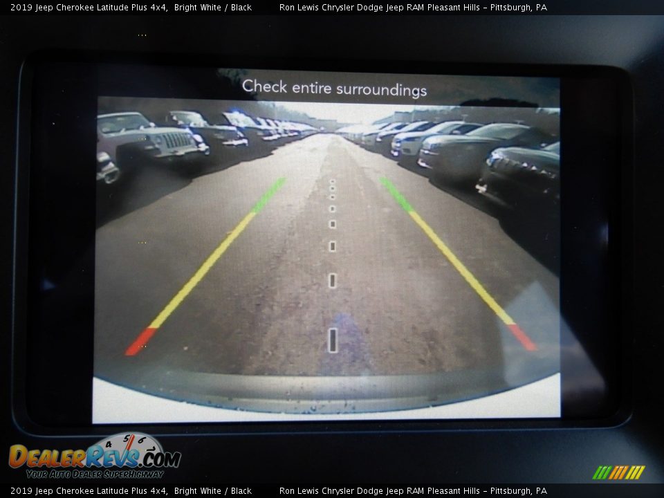 2019 Jeep Cherokee Latitude Plus 4x4 Bright White / Black Photo #19